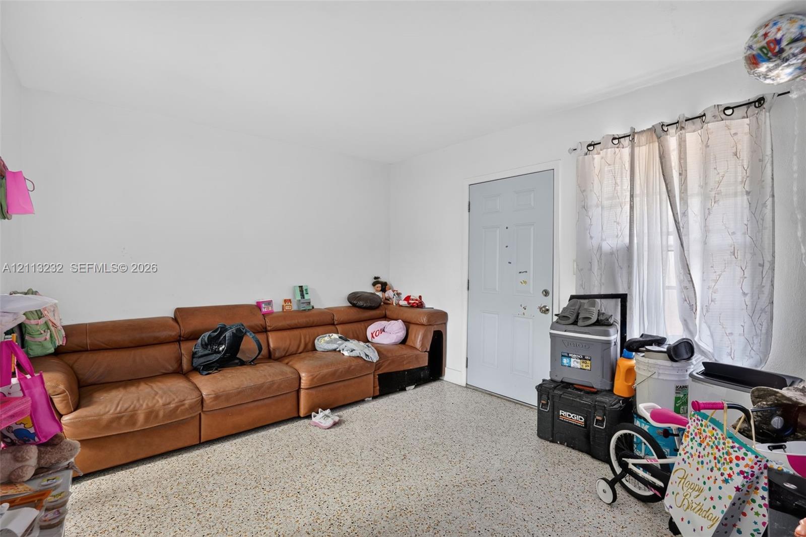 Ver detalles / 4762 sq. ft. $ 2026-10-26 0 foto