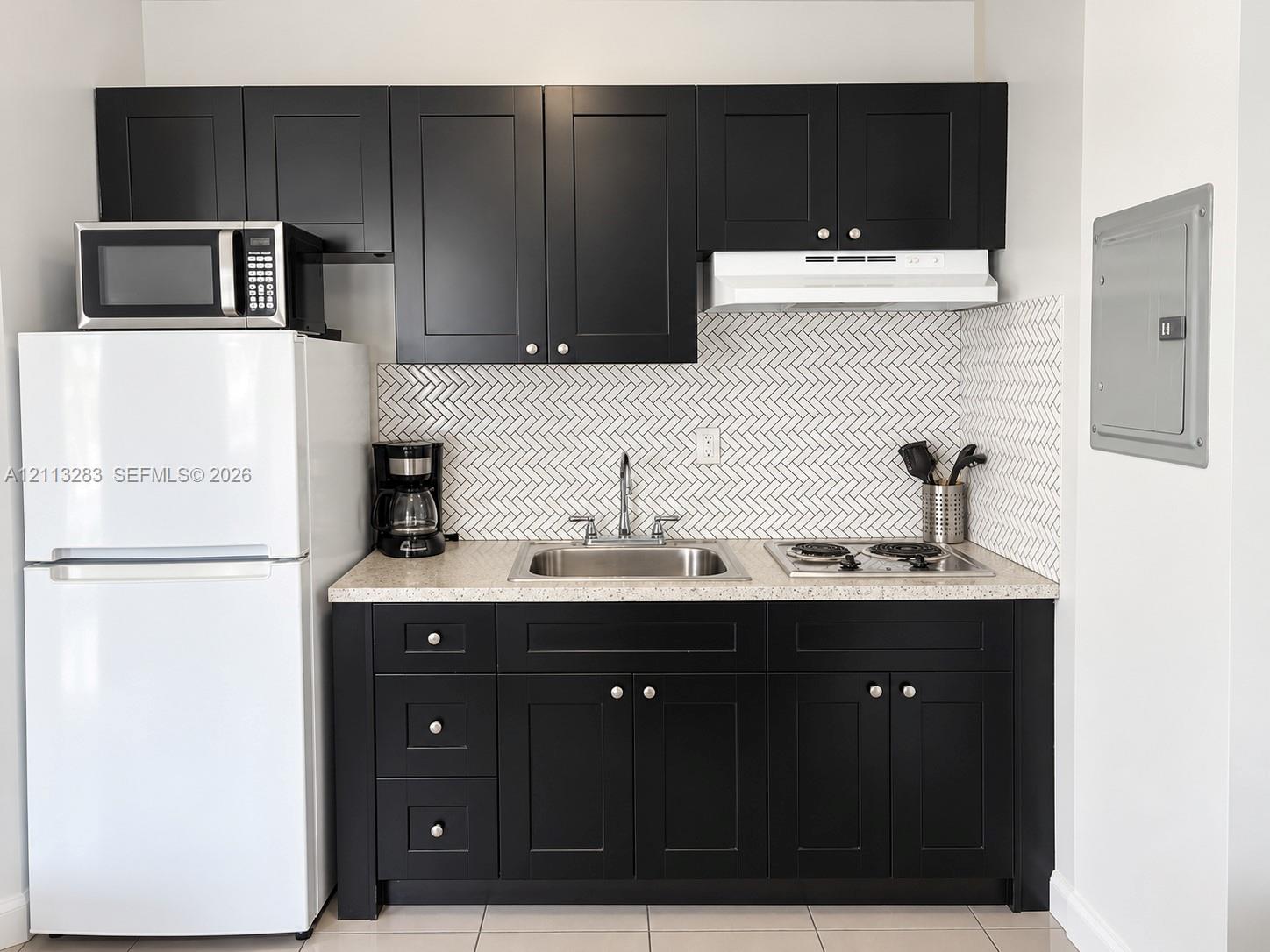   /  3709 sq. ft. $ 2026-10-26 0 foto
