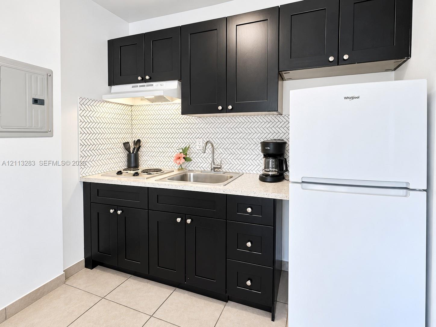   /  3709 sq. ft. $ 2026-10-26 0 foto