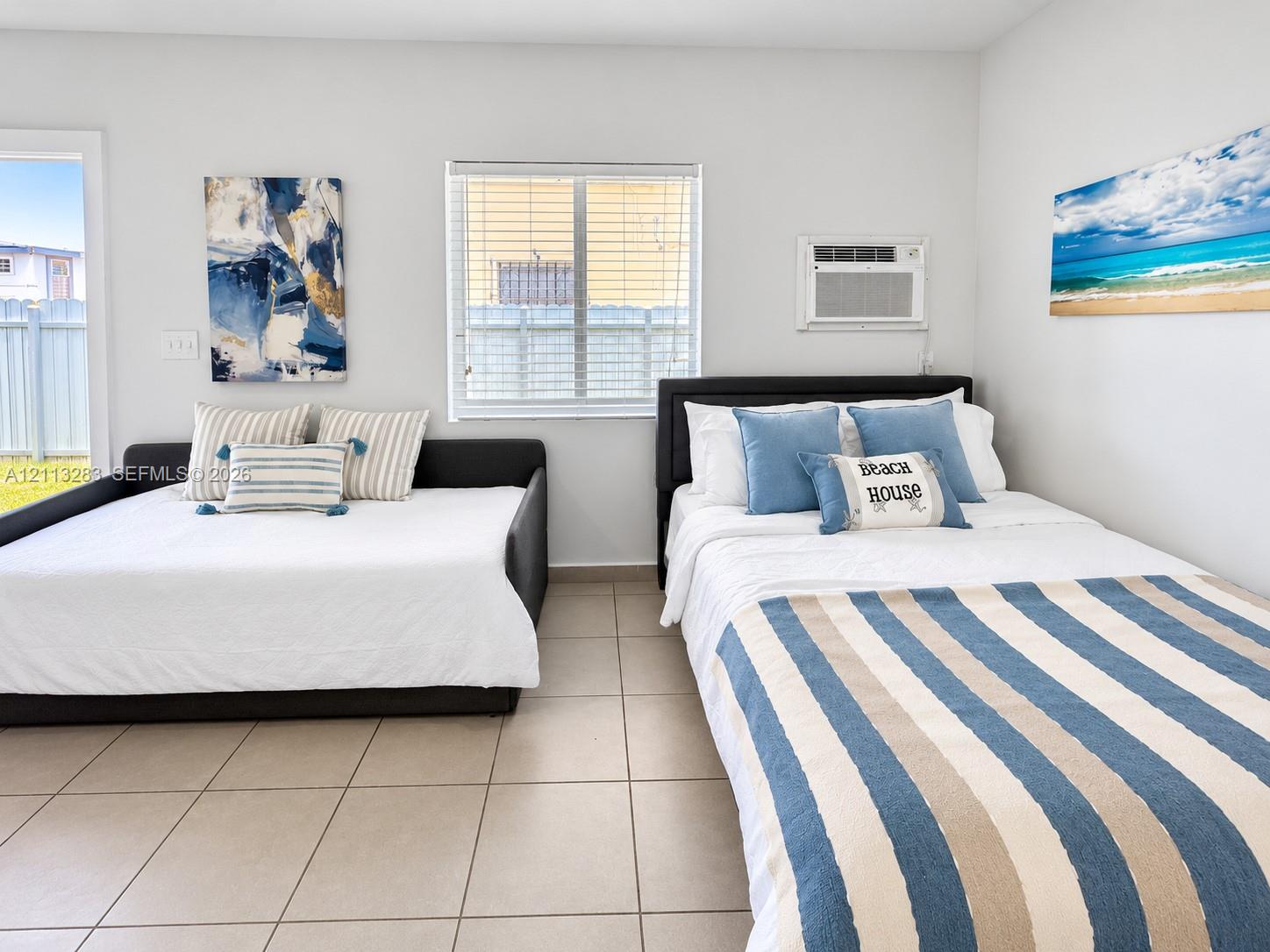   /  3709 sq. ft. $ 2026-10-26 0 foto