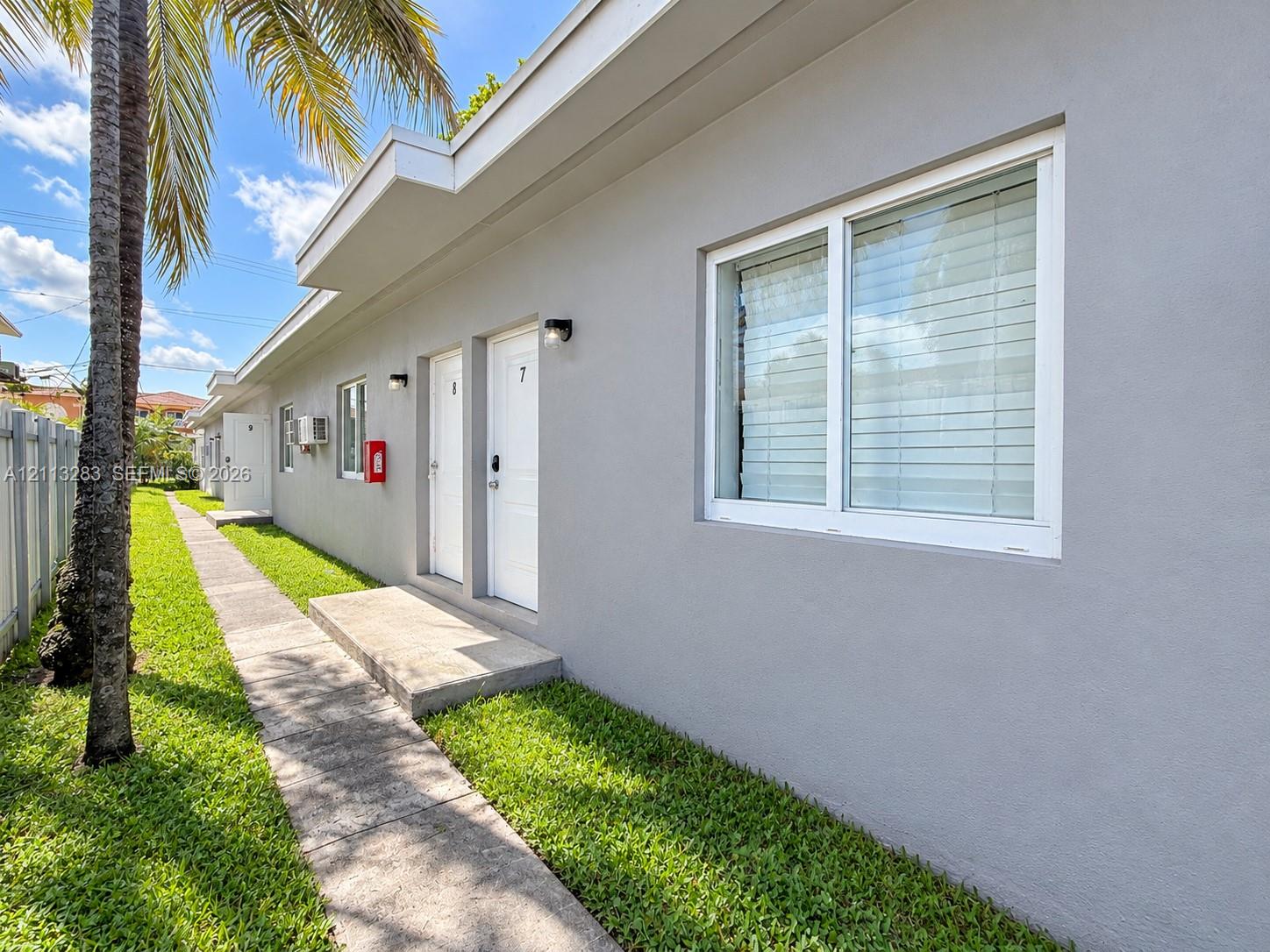   /  3709 sq. ft. $ 2026-10-26 0 foto