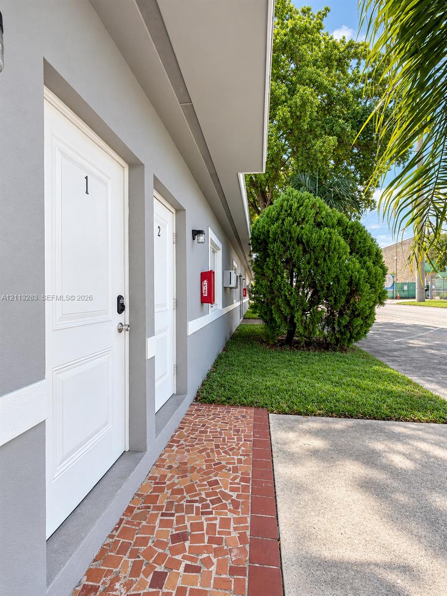   /  3709 sq. ft. $ 2026-10-26 0 foto