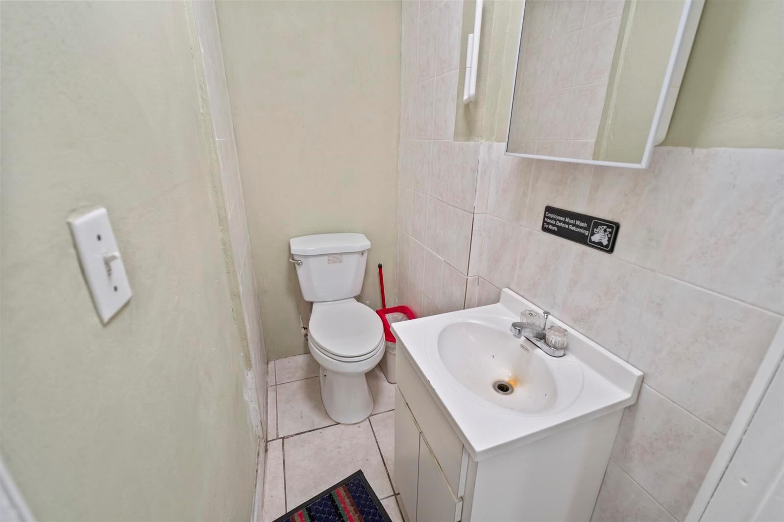   / 0  sq. ft. $ 2026-10-27 0 foto