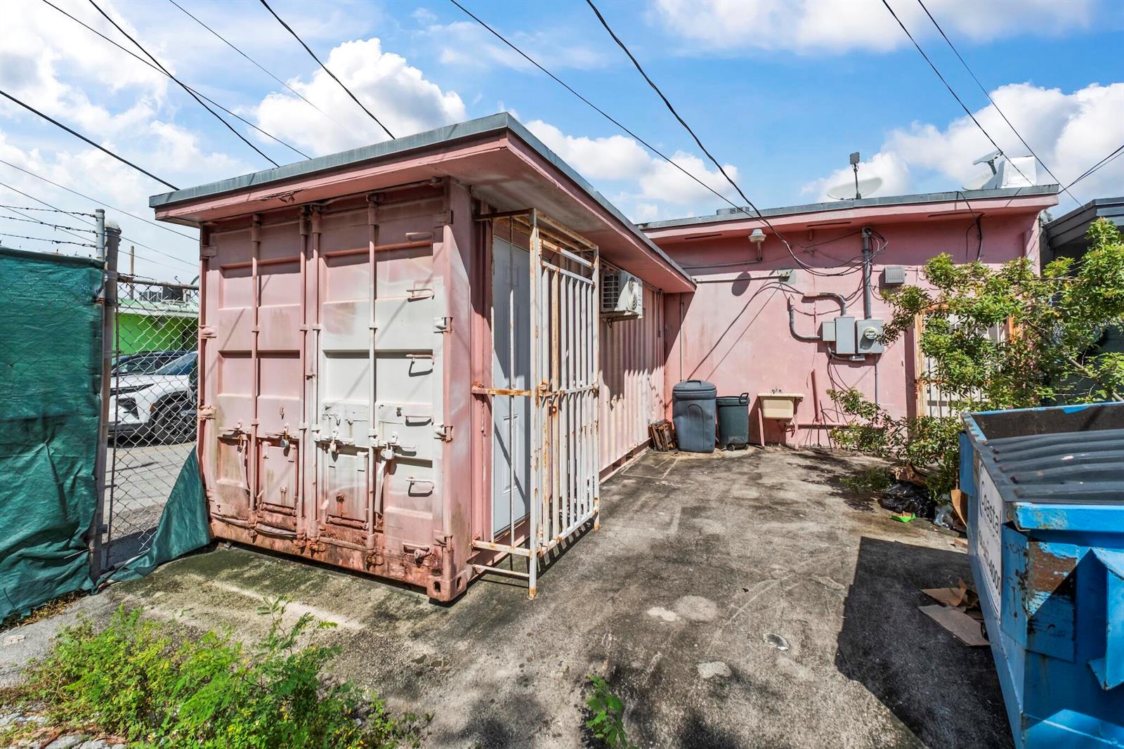   / 0  sq. ft. $ 2026-10-27 0 foto