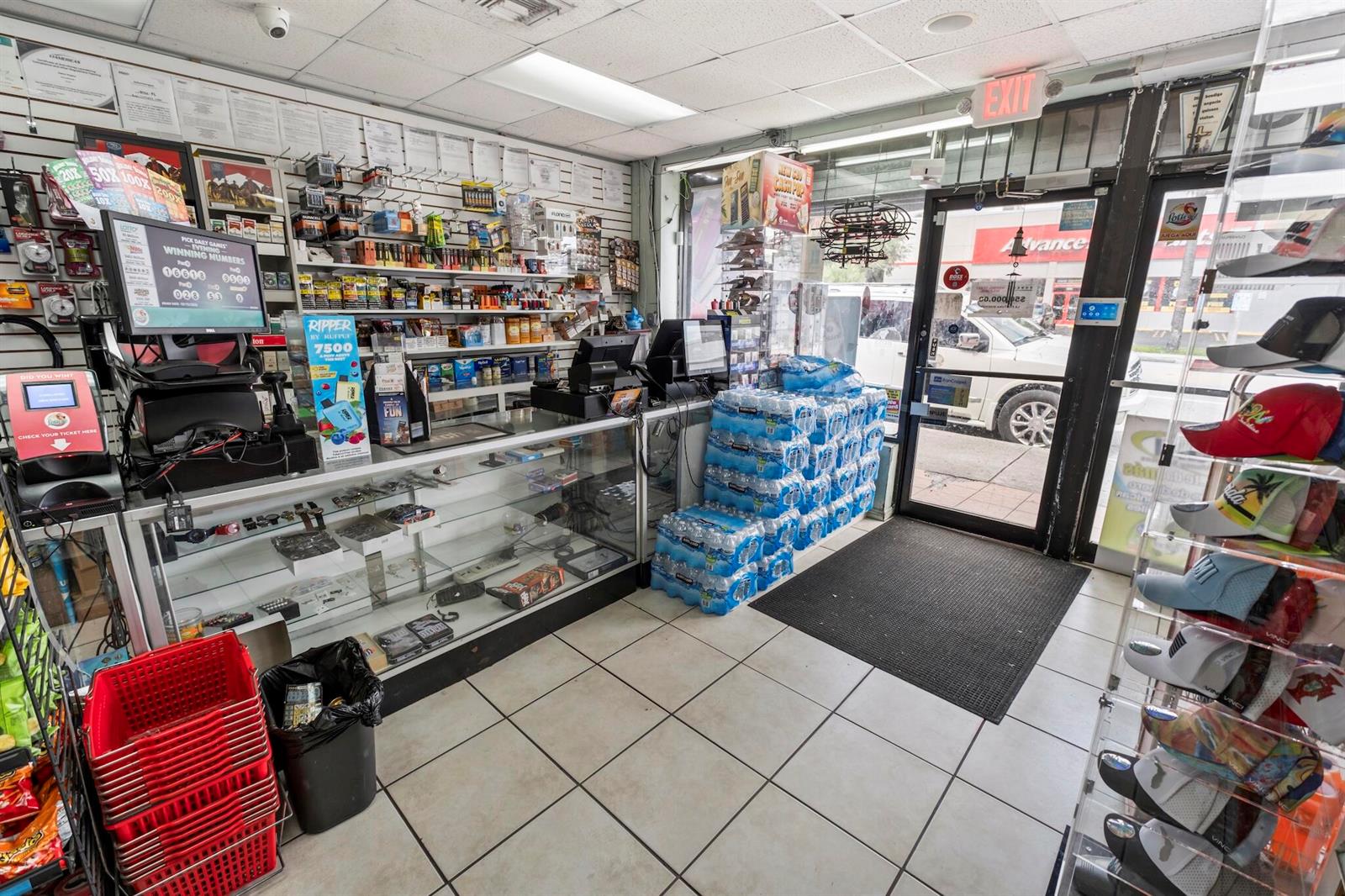   / 0  sq. ft. $ 2026-10-27 0 foto