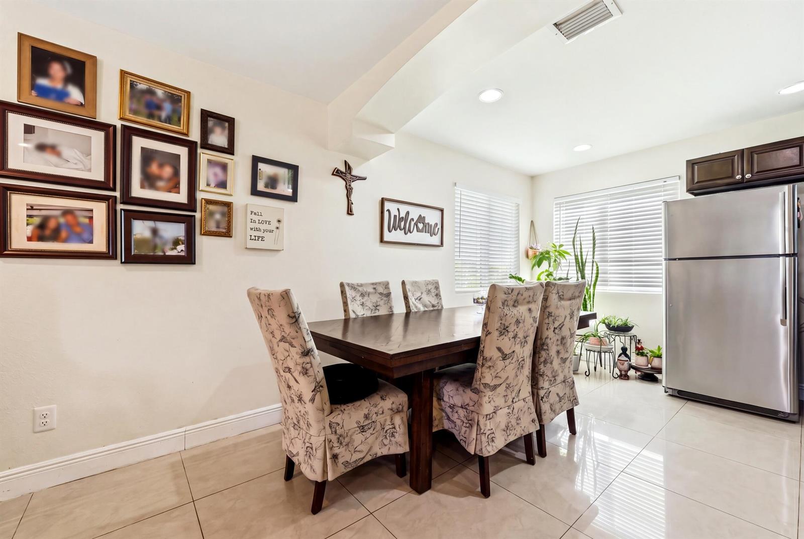  / 0 3480 sq. ft. $ 2026-10-28 0 foto