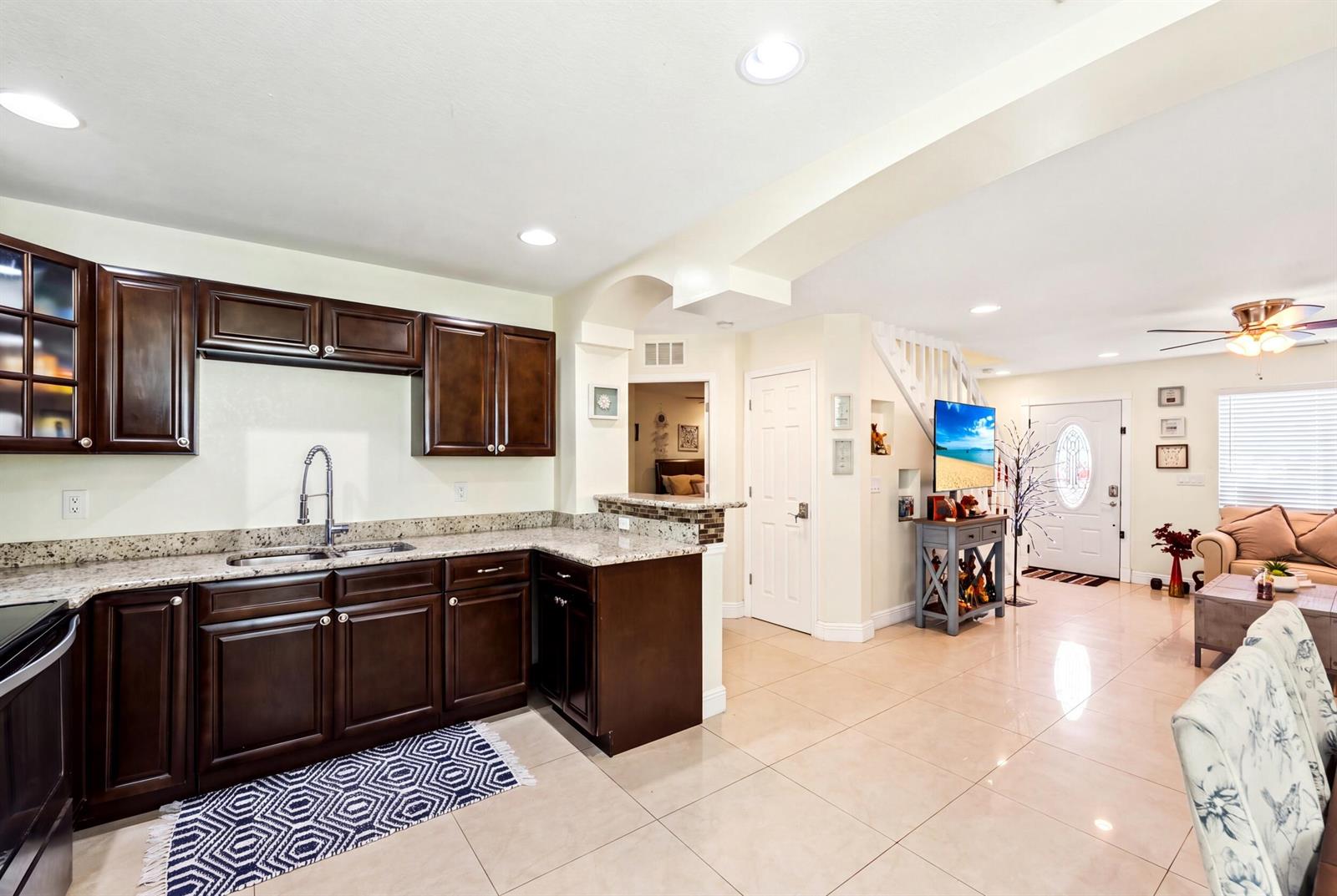   / 0 3480 sq. ft. $ 2026-10-28 0 foto