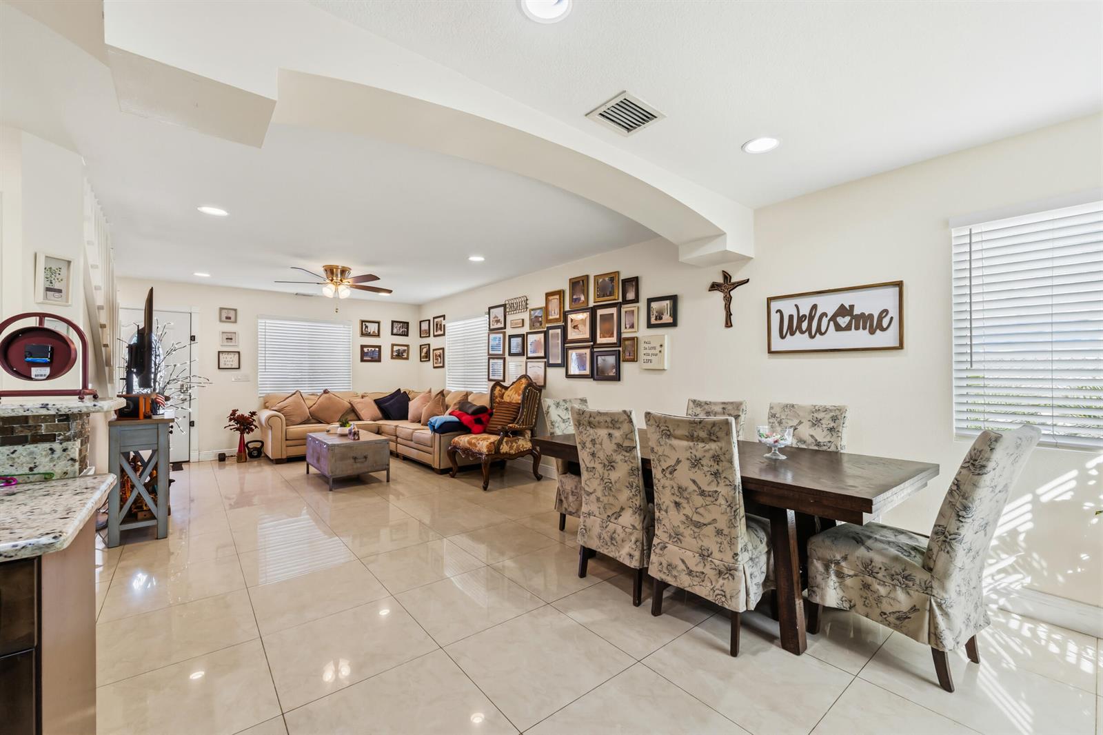   / 0 3480 sq. ft. $ 2026-10-28 0 foto