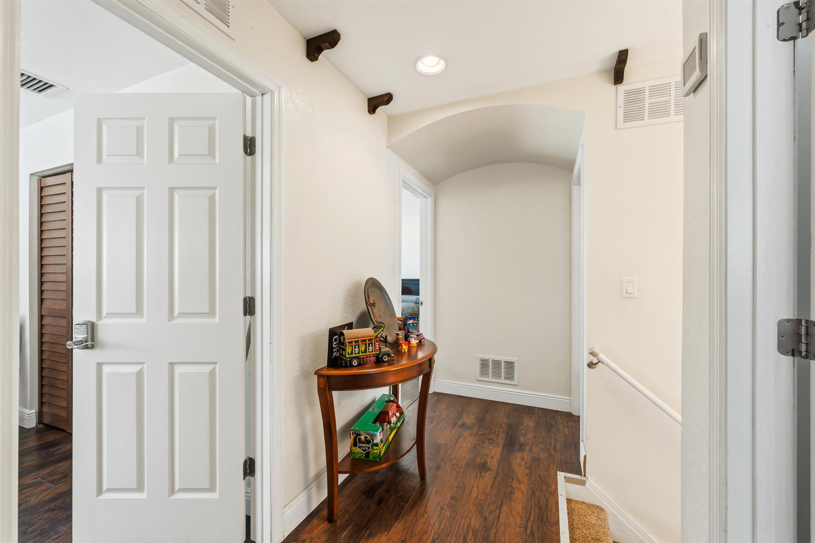   / 0 3480 sq. ft. $ 2026-10-28 0 foto