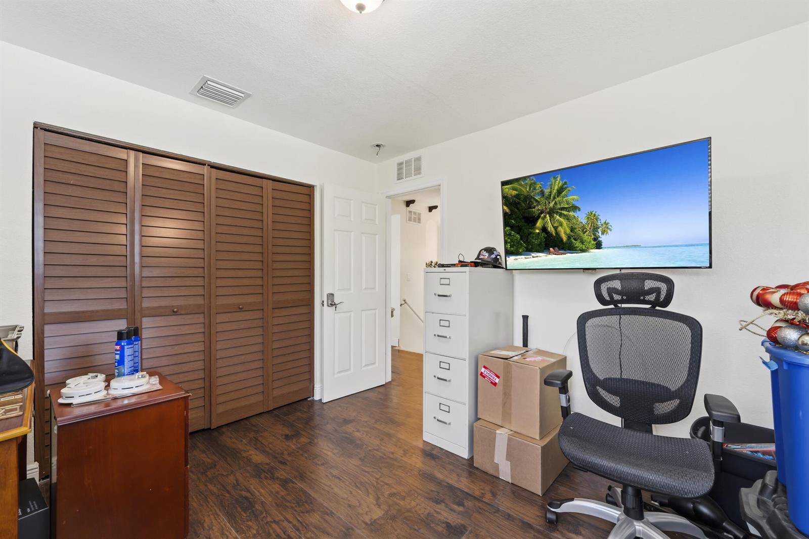   / 0 3480 sq. ft. $ 2026-10-28 0 foto