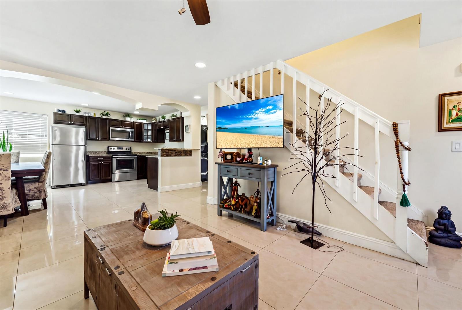   / 0 3480 sq. ft. $ 2026-10-28 0 foto
