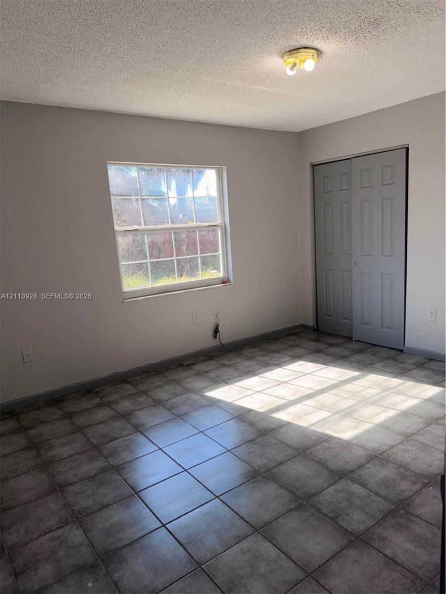 Ver detalles / 2006 sq. ft. $ 2026-10-27 0 foto