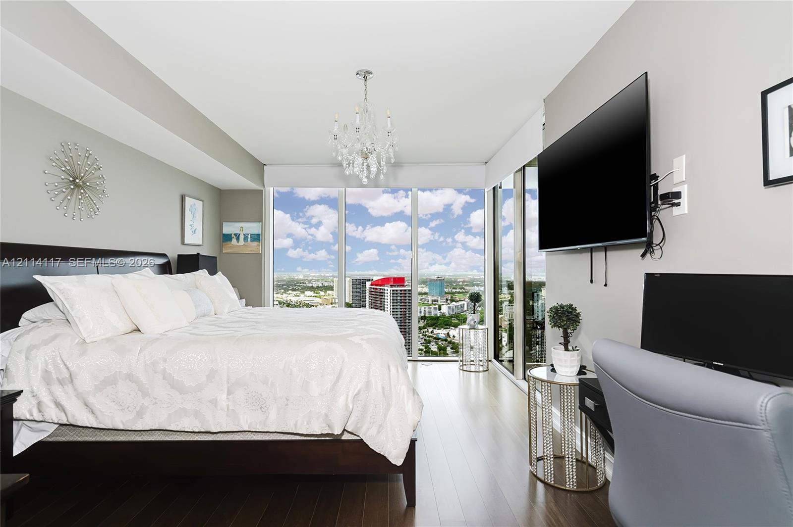 4008 3 / 3 1571 sq. ft. $ 2026-10-28 0 foto