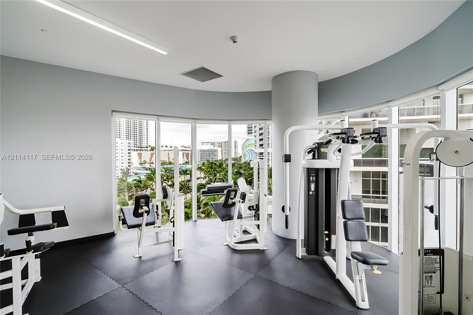 4008 3 / 3 1571 sq. ft. $ 2026-10-28 0 foto