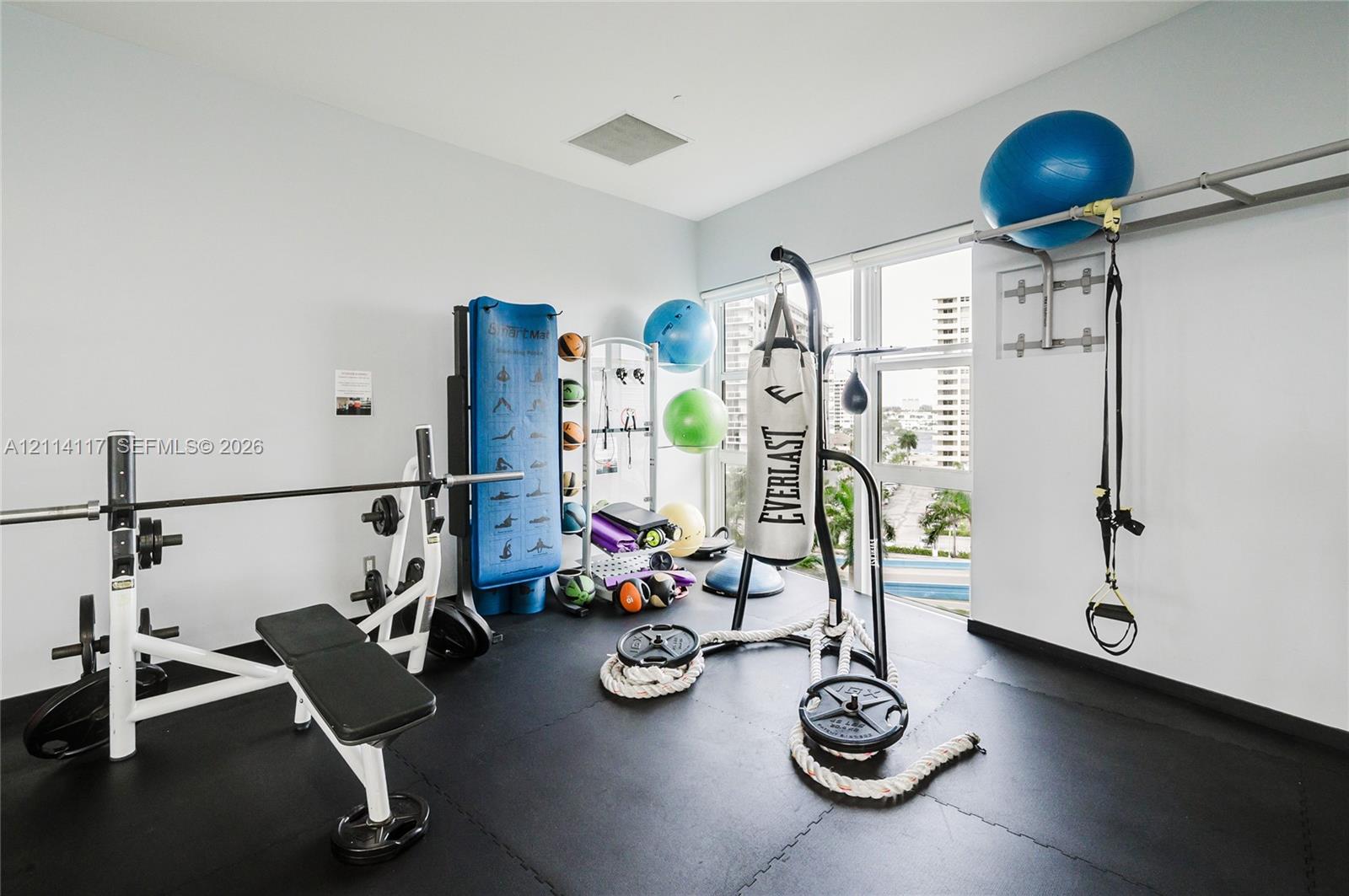 4008 3 / 3 1571 sq. ft. $ 2026-10-28 0 foto