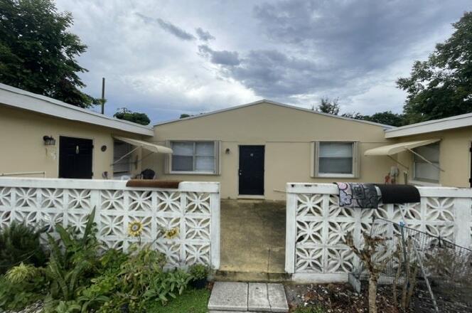 A  / 0 2351 sq. ft. $ 2026-10-30 0 foto
