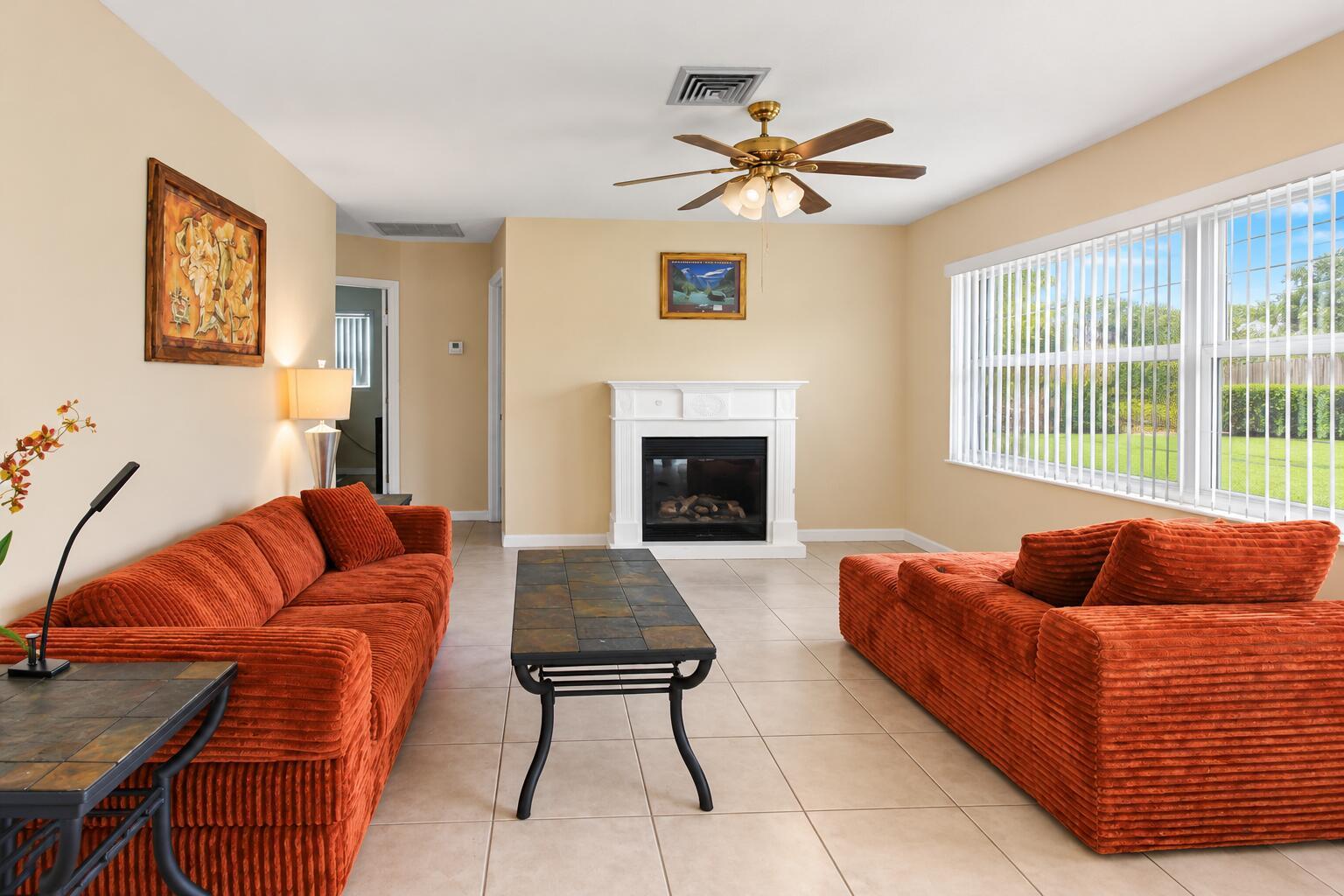   / 0 2004 sq. ft. $ 2026-10-31 0 foto
