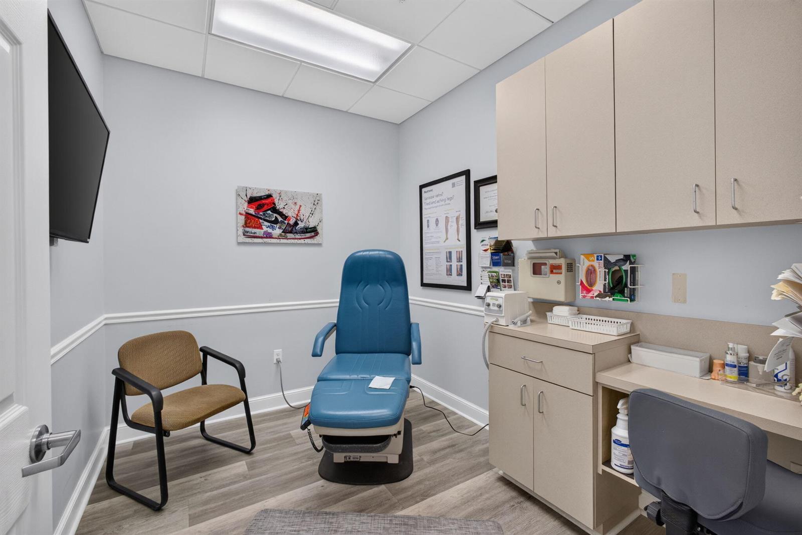 See details / 0 sq. ft. $ 2026-10-31 0 Photo