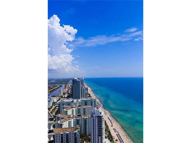 See details 4910 2 / 2 1337 sq. ft. $ 2020-10-22 0 Photo