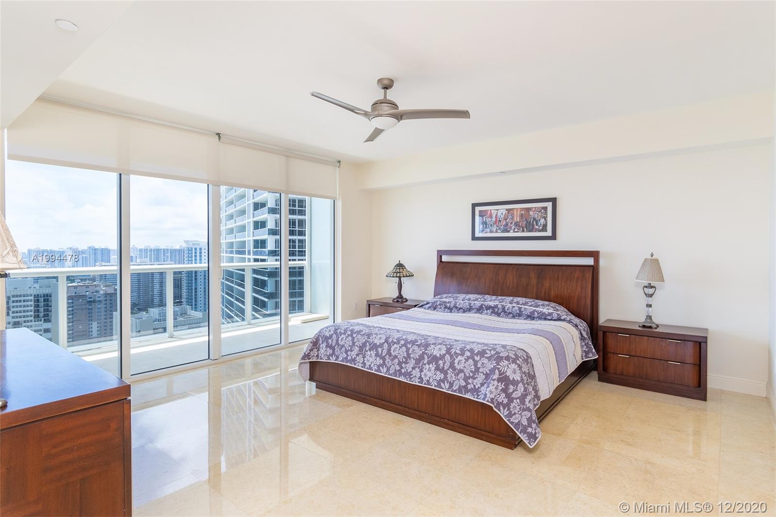Ver detalles 3002 2 / 3 2065 sq. ft. $ 2021-03-15 0 foto