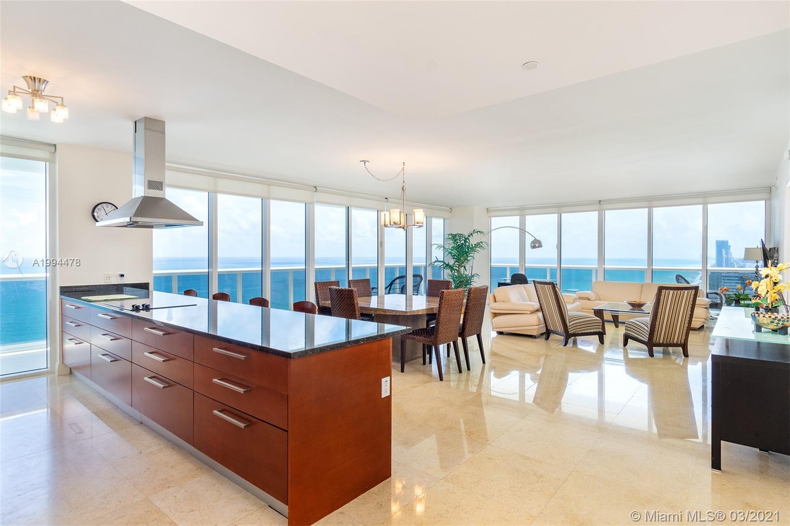 Ver detalles 3002 2 / 3 2065 sq. ft. $ 2021-03-15 0 foto